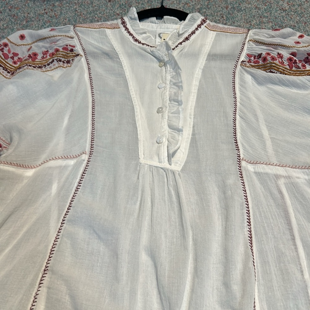NWT Embroidered White Blouse From Anthropologie size XSmall - Picture 12 of 12